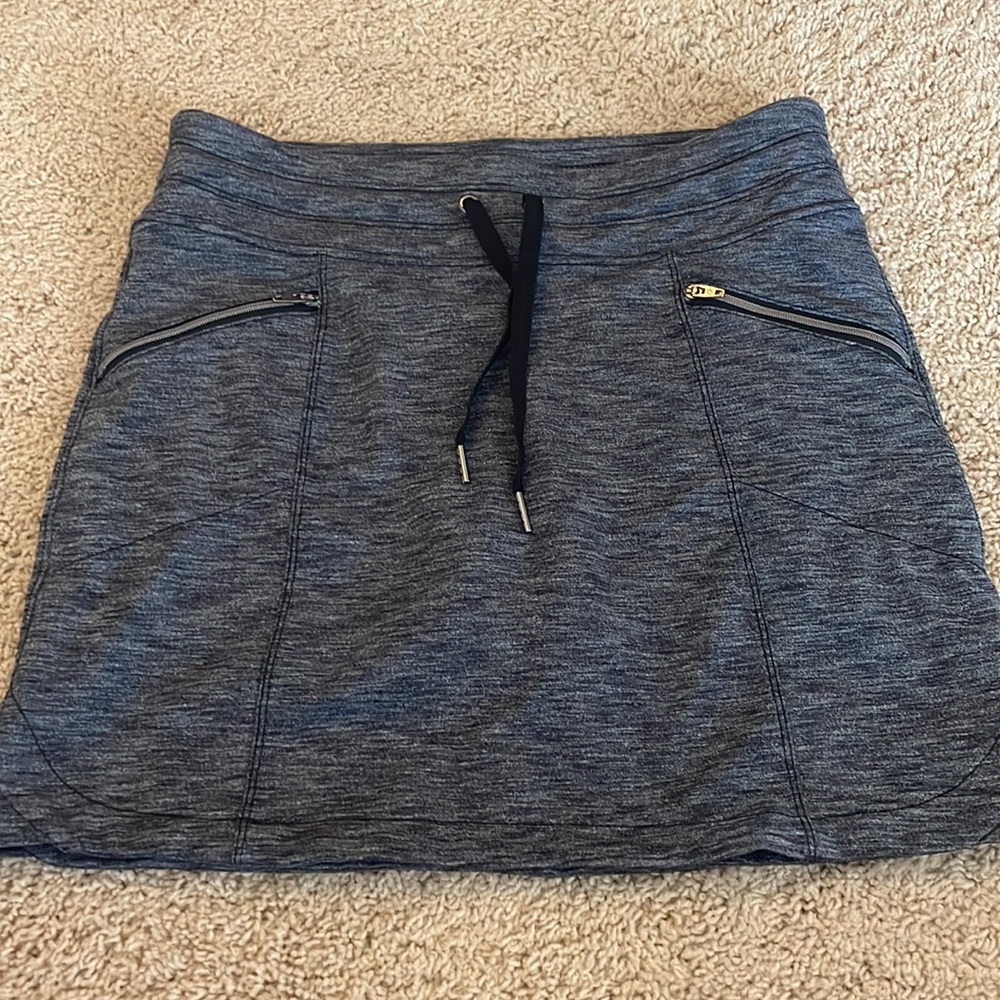 Dark gray Athleta skirt
